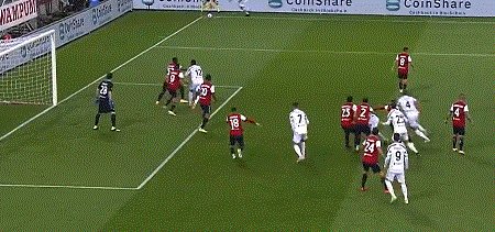 九游官网下载app下载-【意甲】C罗32分钟完美帽子戏法 尤文图斯3比1客胜